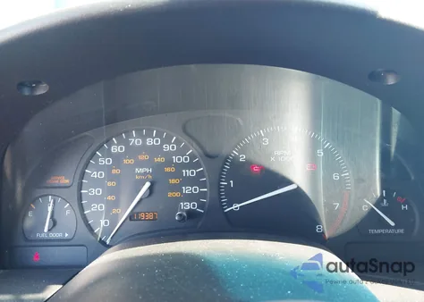 2003 Saturn Vue V6 z USA, uszkodzony, nr VIN 5GZCZ63B63S836549